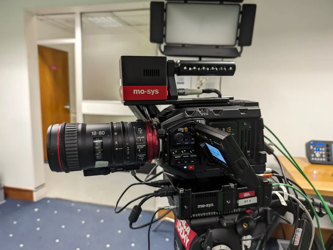 MOSYS Engineering Startracker on top of a URSA